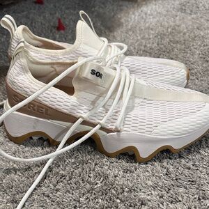 Sorel Women's Cream and Tan Sneakers